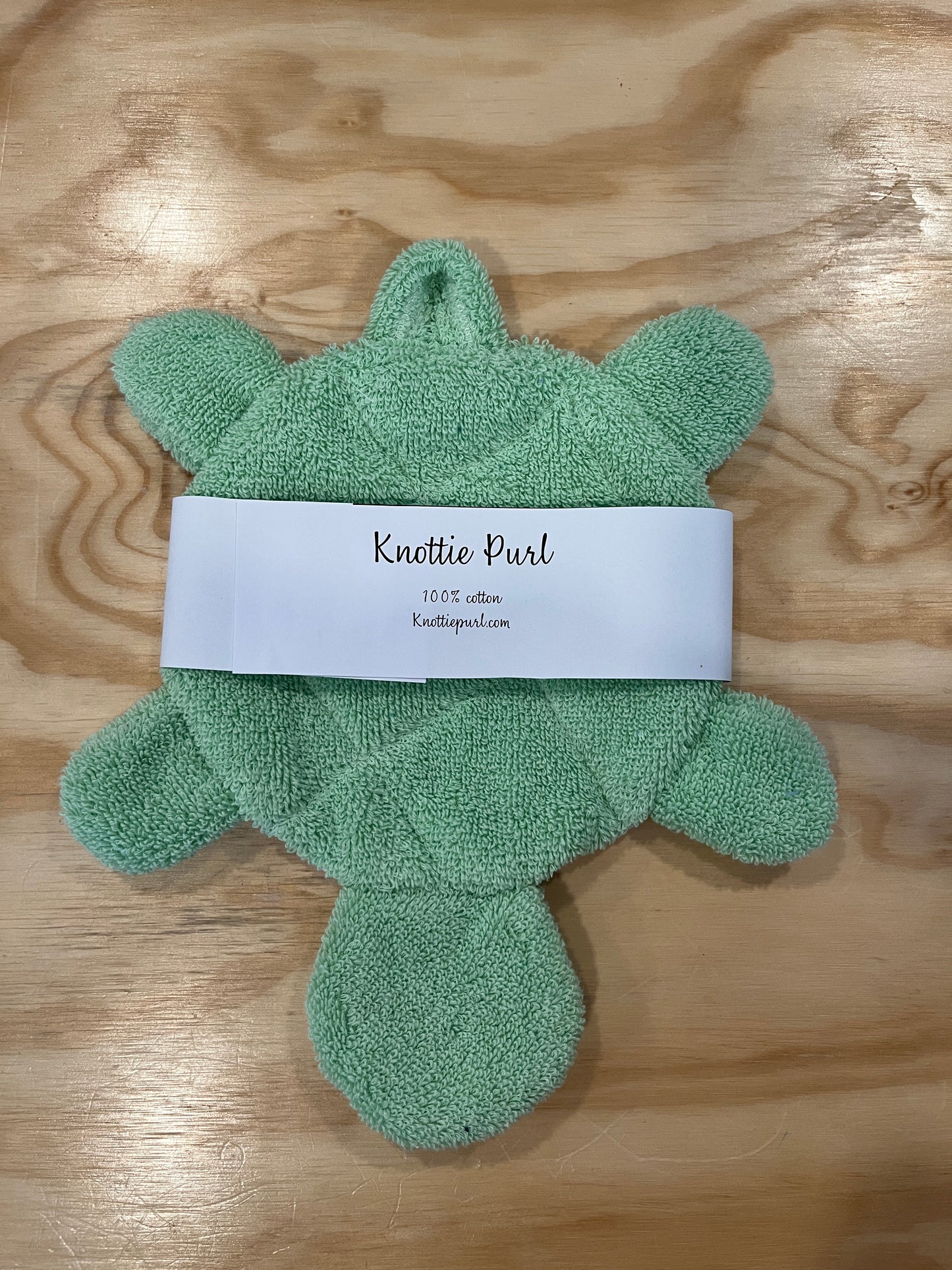 Floor Turtle by Knottie Pearl